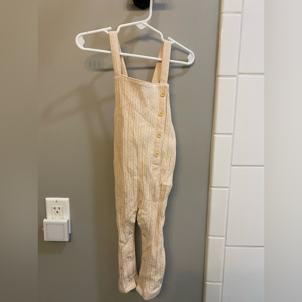 Ettie H Cream Overalls / Size 12-18m / EUC